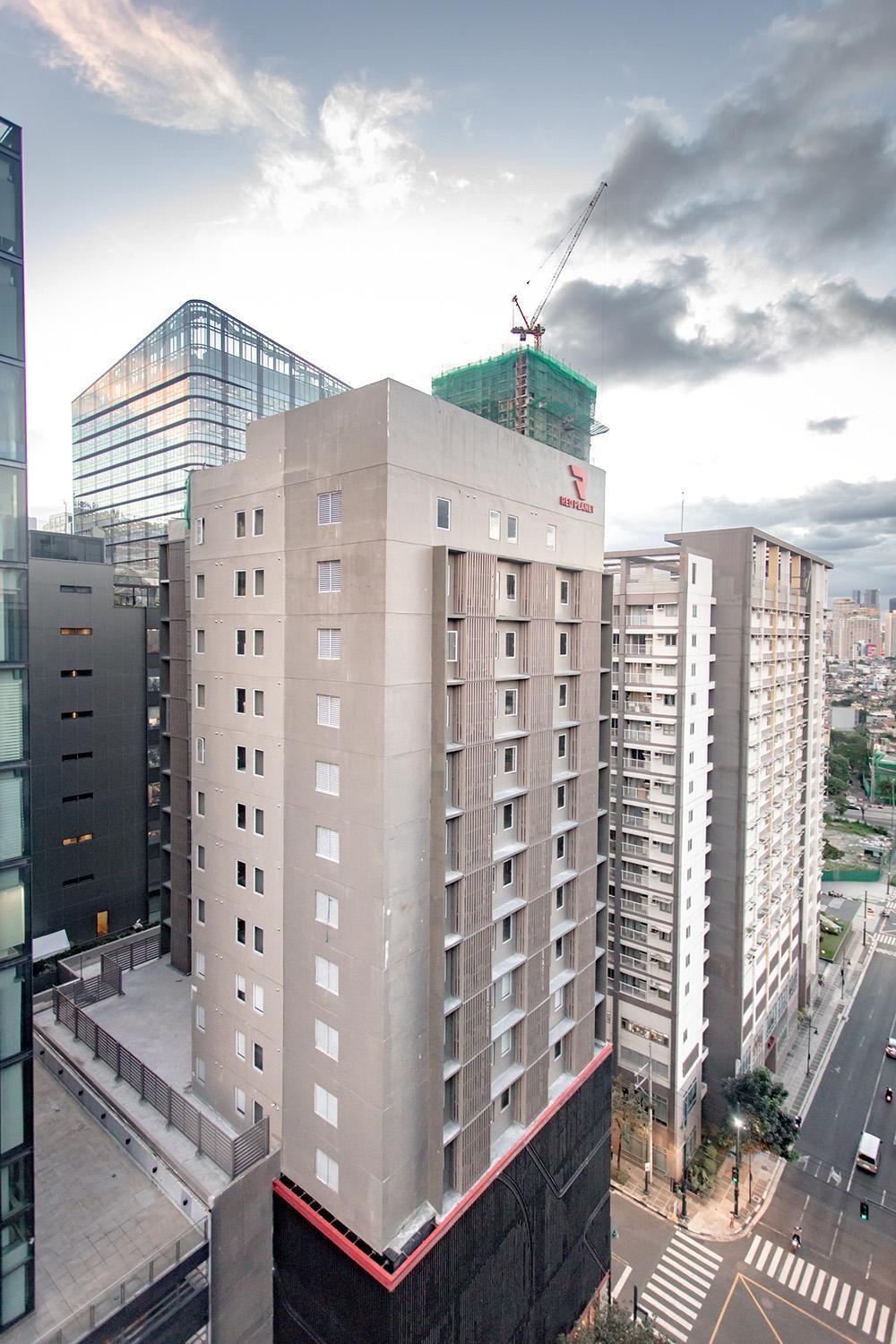 Red Planet Bgc The Fort Тагуиг Екстериор снимка